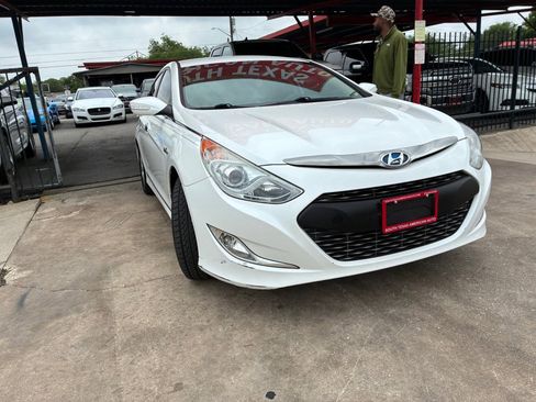 Used 2015 Hyundai Sonata Hybrid FWD image 13