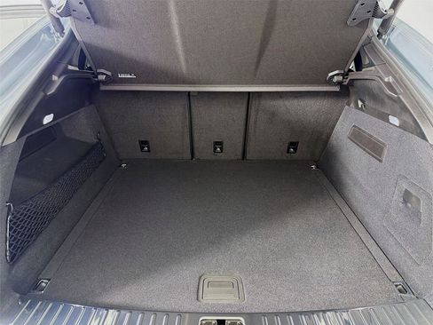 New 2025 Porsche Cayenne Coupe image 18