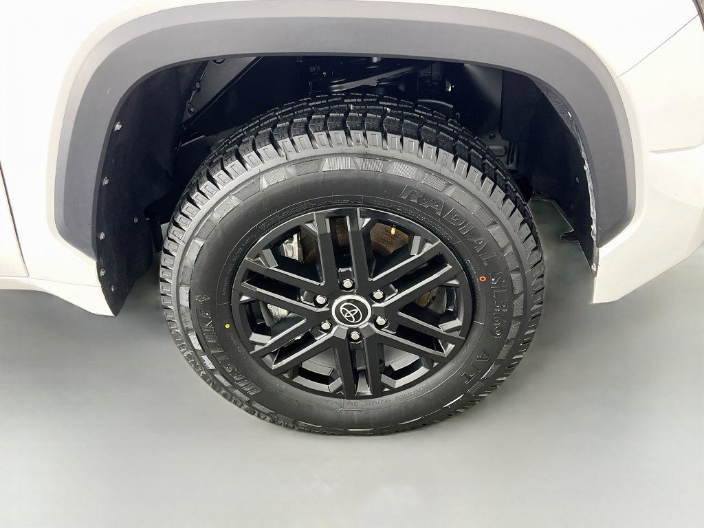 Used 2024 Toyota Tundra SR5 AWD/4WD image 35