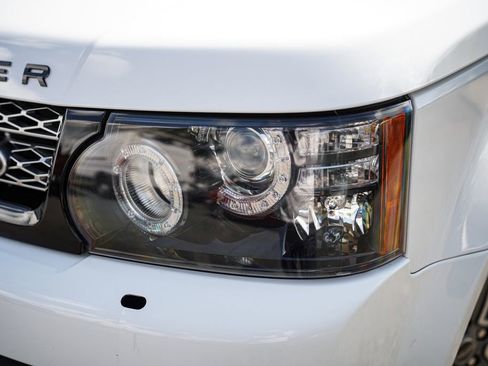 Used 2012 Land Rover Range Rover Sport Supercharged AWD/4WD image 3