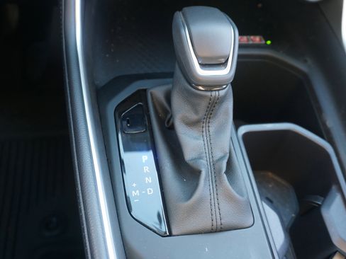 Used 2026 Toyota Grand Highlander Limited image 11