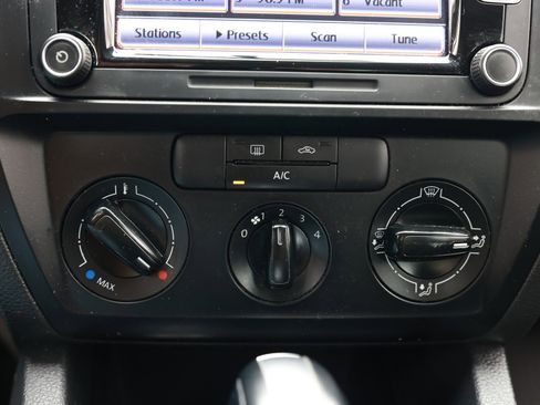 Used 2015 Volkswagen Jetta S w/ Welcome Package FWD image 35