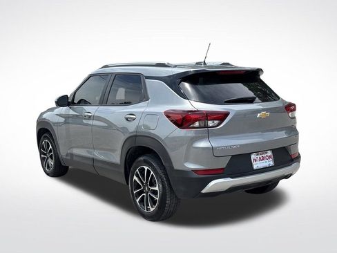 Used 2024 Chevrolet TrailBlazer LT w/ LT Cold Weather Package FWD image 13