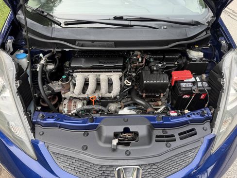 Used 2013 Honda Fit image 18