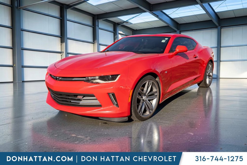 Used 2017 Chevrolet Camaro LT RWD image 25