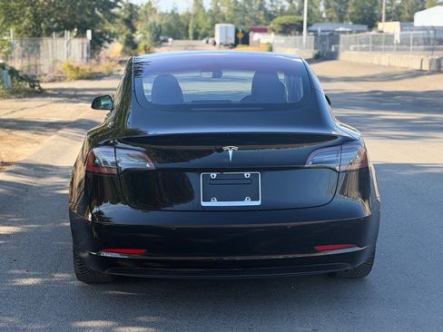Used 2018 Tesla Model 3 RWD image 7