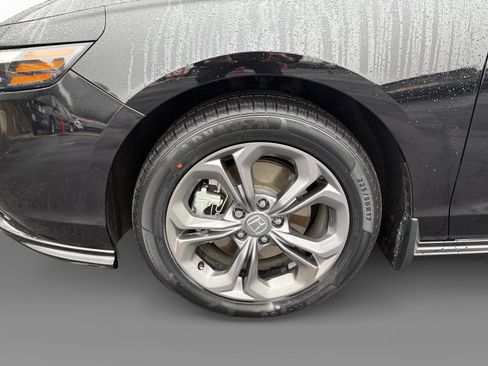 Used 2024 Honda Accord EX-L image 9
