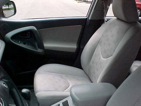 Used 2009 Toyota RAV4 4WD image 16