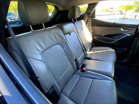 Used 2017 Hyundai Santa Fe Sport image 28
