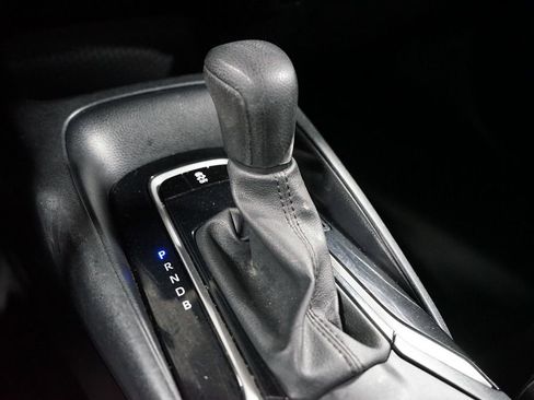 Certified 2024 Toyota Corolla LE image 21