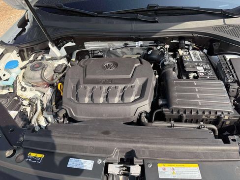 Used 2022 Volkswagen Tiguan SE R-Line FWD image 16