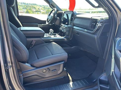 Certified 2022 Ford F150 XLT w/ Equipment Group 302A High image 20