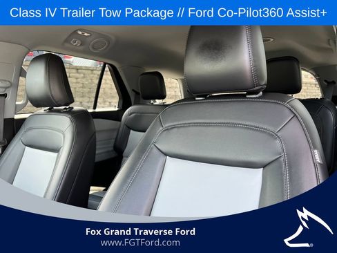 Certified 2023 Ford Explorer XLT w/ Equipment Group 202A AWD/4WD image 13