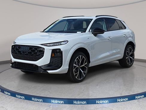 New 2026 Audi Q3 quattro 2.0T AWD/4WD image 1