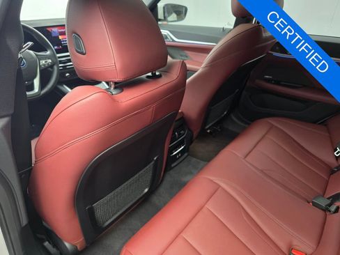 Used 2023 BMW i4 eDrive35 w/ Premium Package RWD image 15