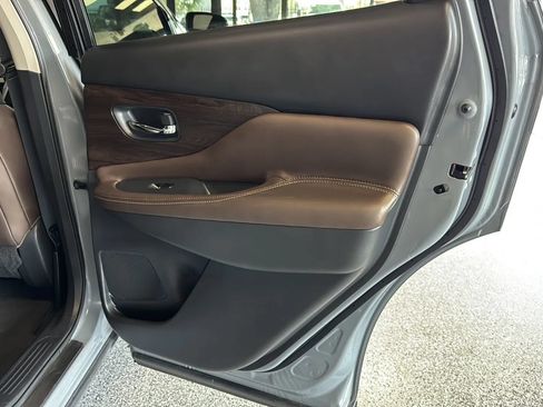 Used 2021 Nissan Murano Platinum w/ Cargo Package FWD image 31