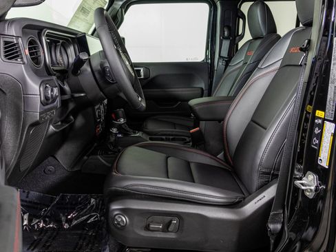 New 2026 Jeep Wrangler Unlimited Rubicon AWD/4WD image 21