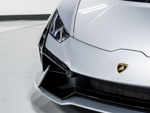 Used 2023 Lamborghini Huracan Tecnica RWD image 40