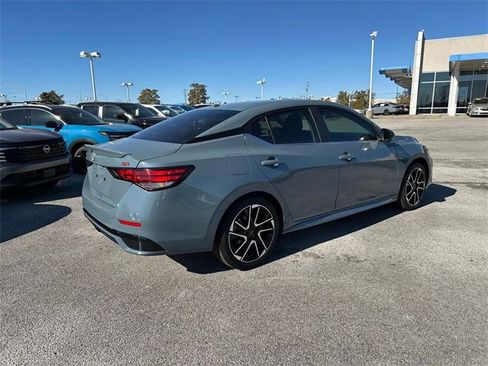 New 2025 Nissan Sentra SR w/ SR Premium Package image 4