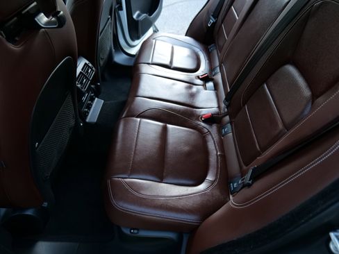 Used 2019 Jaguar F-PACE S image 45