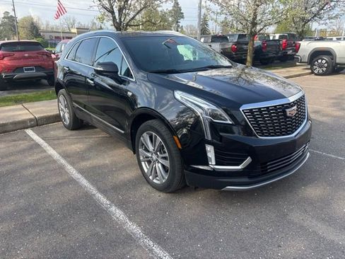 Used 2024 Cadillac XT5 Premium Luxury w/ LPO, Floor Liner Package AWD/4WD image 3