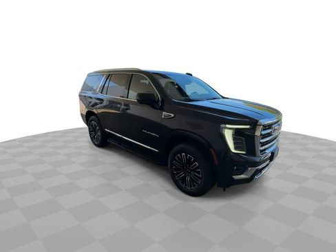 Certified 2025 GMC Yukon Elevation AWD/4WD image 2