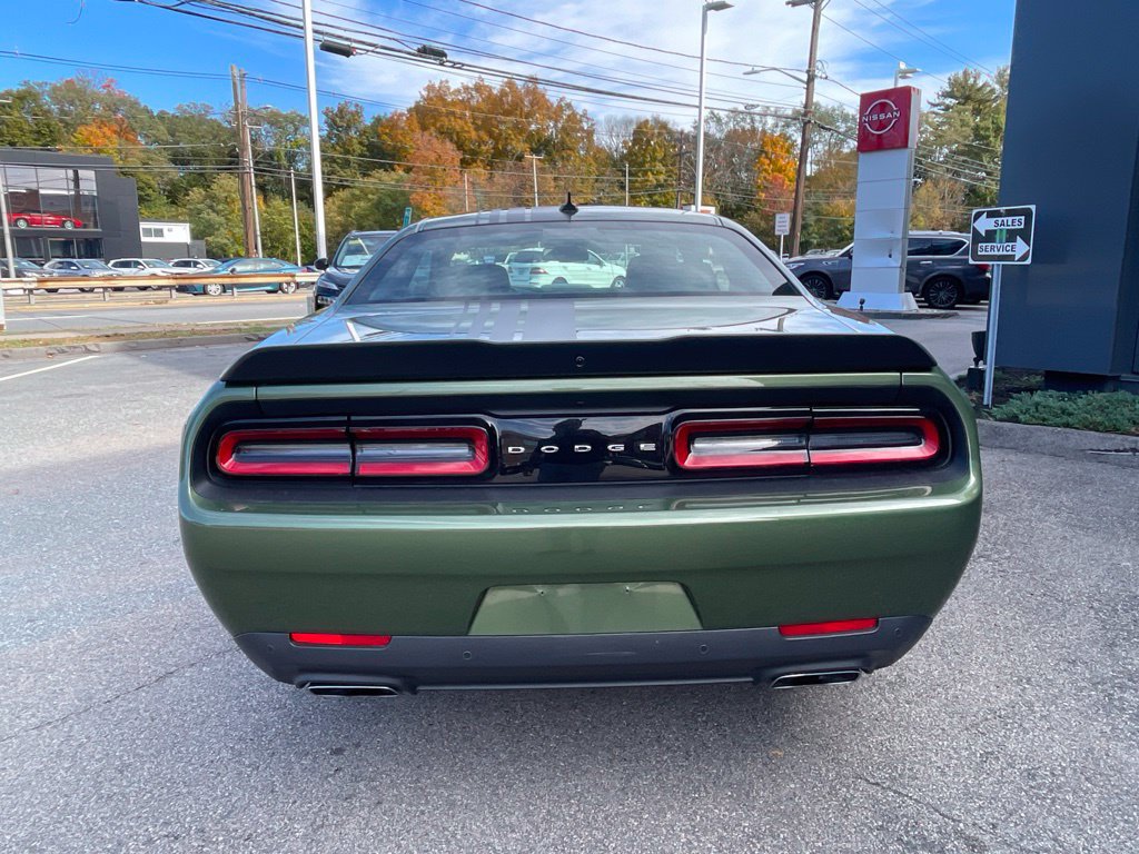 Used 2018 Dodge Challenger R/T Scat Pack RWD image 9