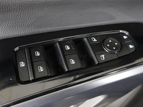 Used 2023 Nissan Pathfinder SL w/ SL Premium Package AWD/4WD image 45