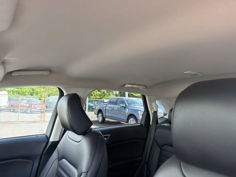 Used 2024 Ford Edge SEL w/ Convenience Package AWD/4WD image 28