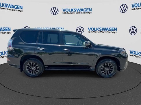 Used 2023 Lexus GX 460 Premium w/ Premium Package AWD/4WD image 15