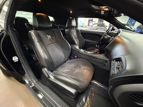 Used 2021 Dodge Challenger R/T Scat Pack RWD image 19