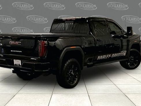 Used 2024 GMC Sierra 2500 AT4 w/ AT4 Premium Plus Package AWD/4WD image 7