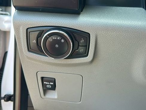 Used 2020 Ford F150 XL w/ Equipment Group 101A Mid RWD image 19