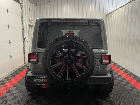 Used 2021 Jeep Wrangler Unlimited Sport AWD/4WD image 7
