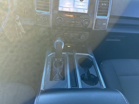 Used 2016 Ford F150 XLT w/ Equipment Group 302A Luxury image 17