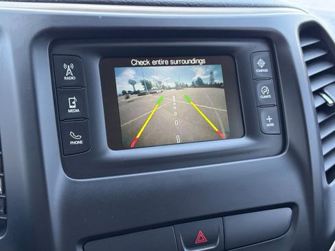 Used 2015 Jeep Cherokee Latitude image 25