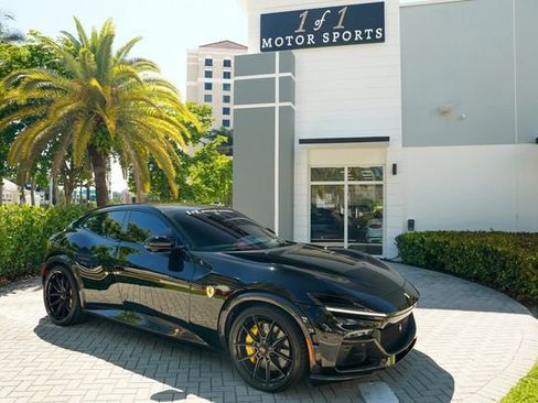 Used 2024 Ferrari Purosangue AWD/4WD image 1