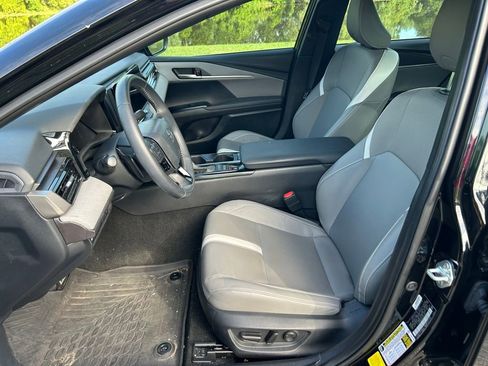 Used 2025 Toyota Camry SE w/ Multimedia Upgrade Package FWD image 15