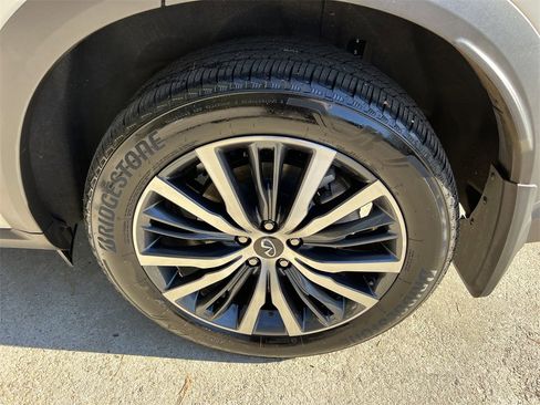 Used 2025 INFINITI QX60 Autograph w/ Cargo Package image 16