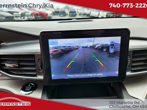 Used 2020 Ford Explorer XLT w/ Equipment Group 202A AWD/4WD image 14