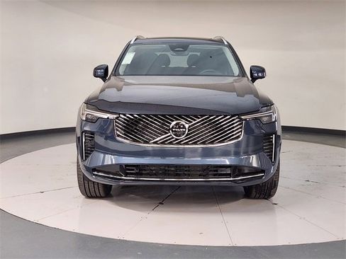 New 2026 Volvo XC90 B5 Plus image 9