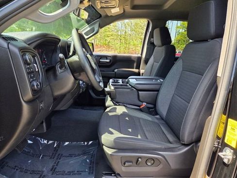 Used 2024 Chevrolet Silverado 1500 Custom AWD/4WD image 9