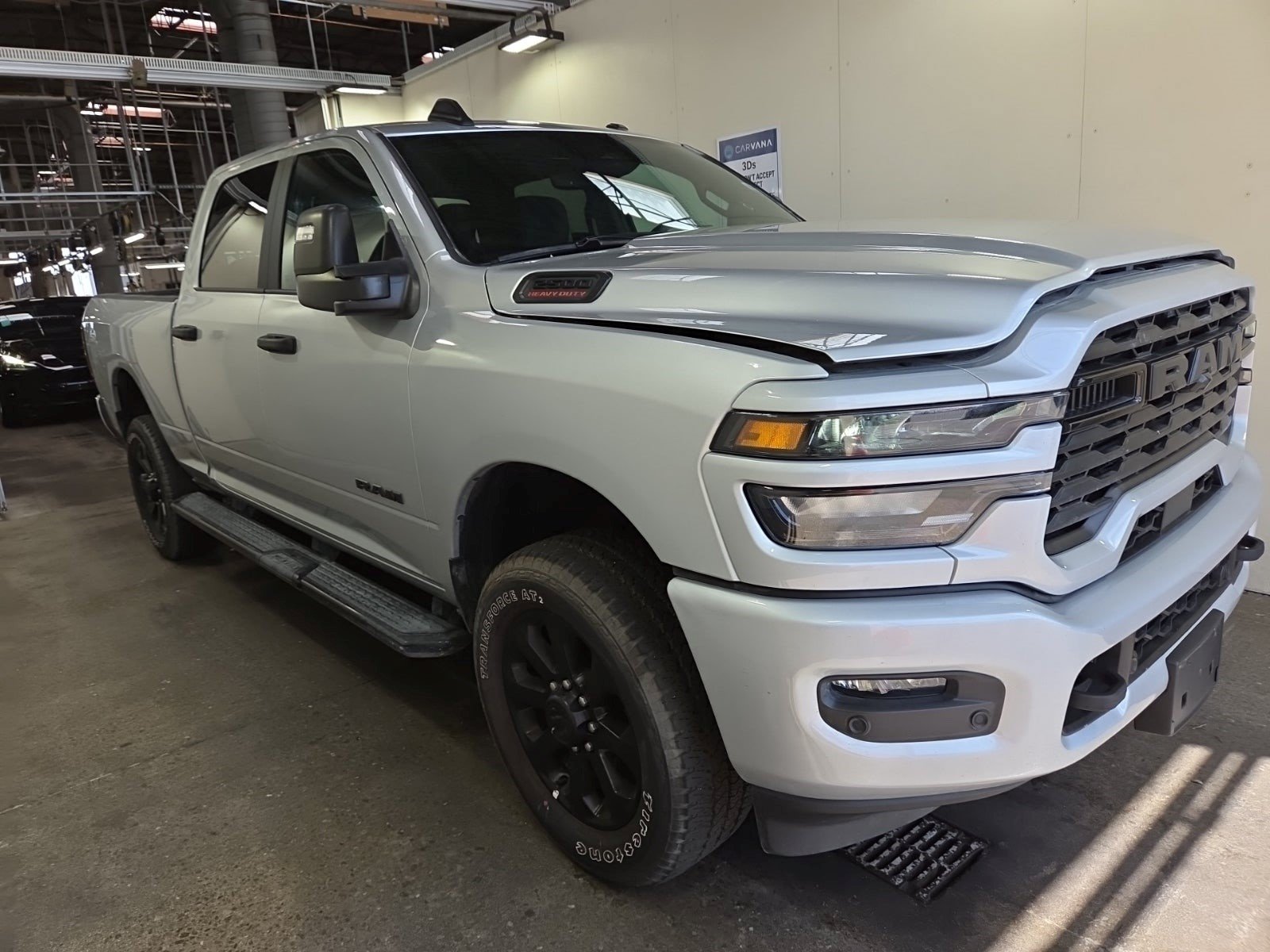 Used 2026 RAM 2500 Big Horn AWD/4WD image 2