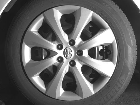 Used 2025 Toyota Corolla LE FWD image 12