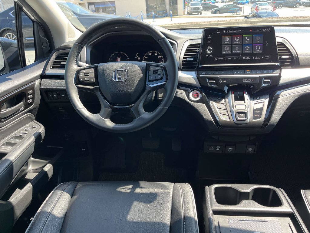 Used 2025 Honda Odyssey Touring image 12