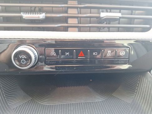 New 2026 Ford Explorer Active w/ Active Comfort Package image 29