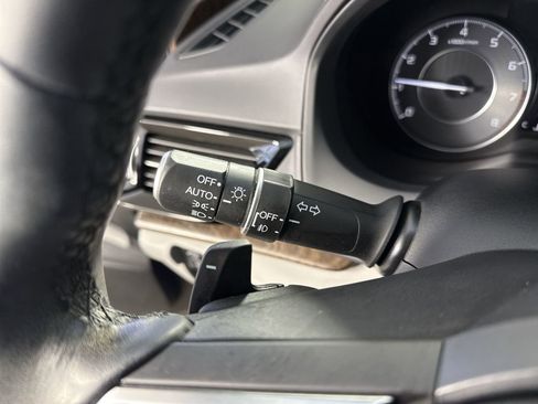 Certified 2019 Acura RDX AWD w/ Advance Package image 17