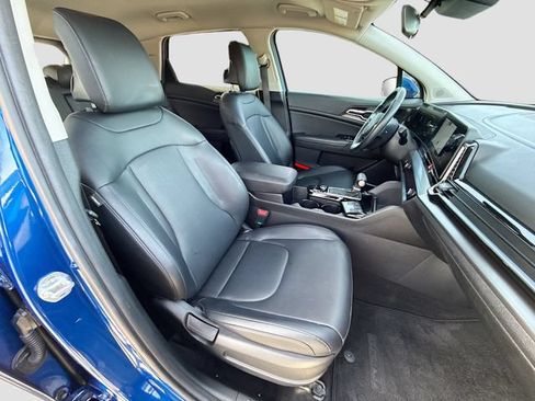 Used 2023 Kia Sportage EX FWD image 28