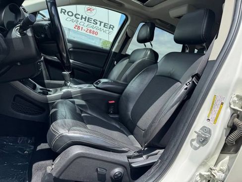 Used 2020 Dodge Journey Crossroad FWD image 5