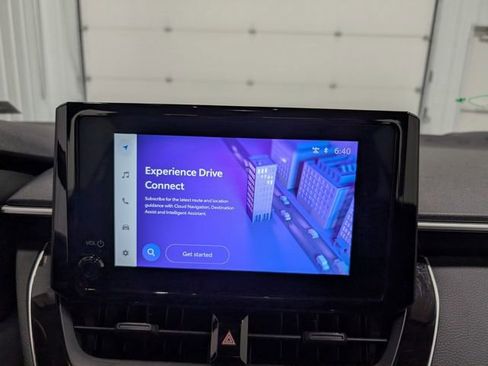 Used 2025 Toyota Corolla LE image 20